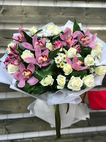 Букет цветов из: Розы и Хризантемы в Заволжске