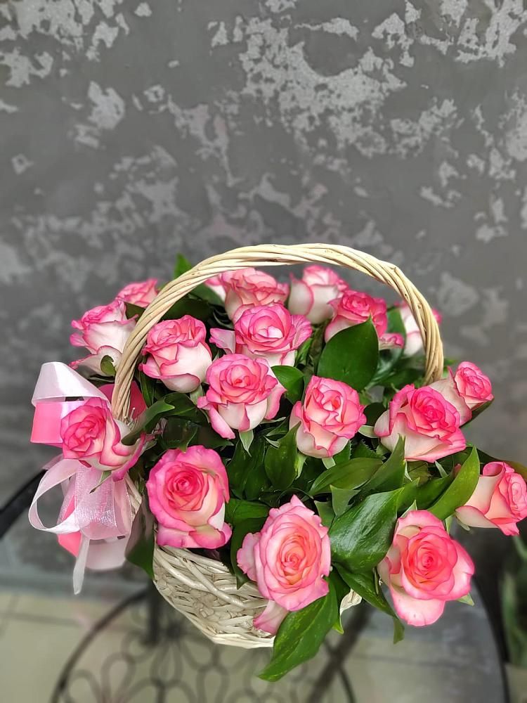 Цветочная композиция из Розы в корзине в Заволжске