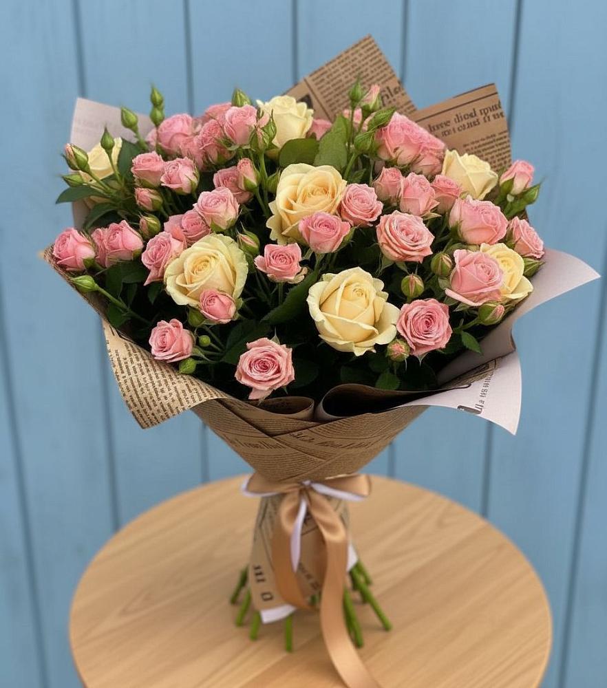 Букет цветов из: Розы в Заволжске