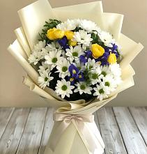 Букет цветов из:  Ирисы, Хризантемы и Розы #REPLACE_PRED# Заволжске