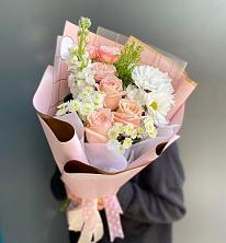 Букет цветов из:  Хризантемы и Розы в Заволжске