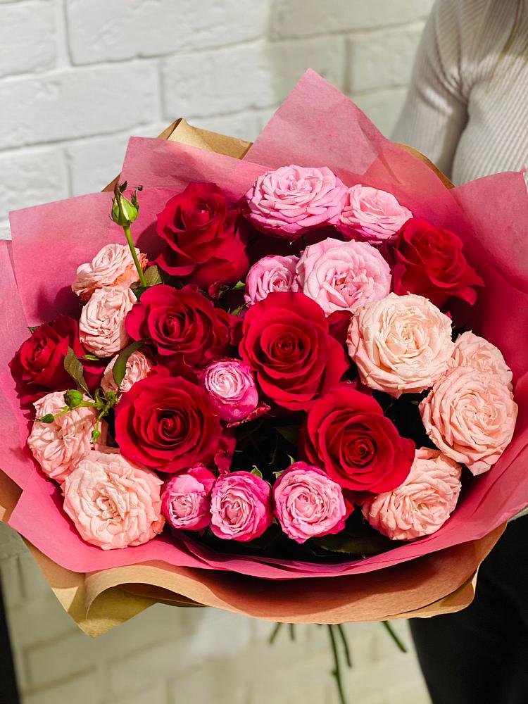 Букет цветов из: Розы в Заволжске