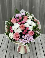 Букет цветов из:  Альстромерии, Гвоздики, Розы и Хризантемы в Заволжске